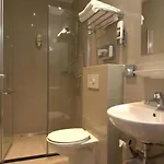 Hotel Gogh Amsterdam