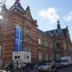 Gogh Hotel 3*