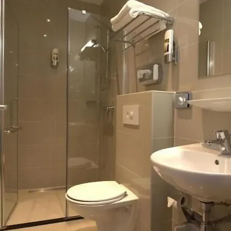 Отель Gogh Амстердам